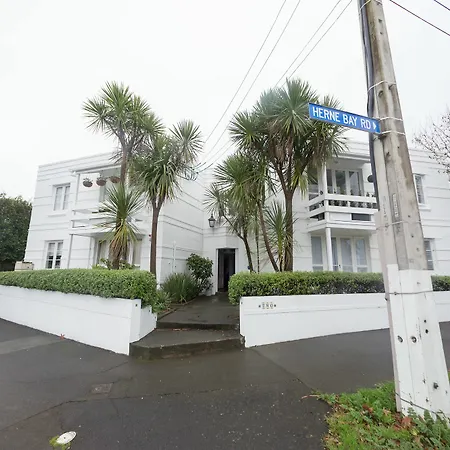 Beautiful Herne Bay Hideaway